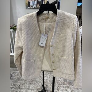 Chic Cream Women's Textured Blazer